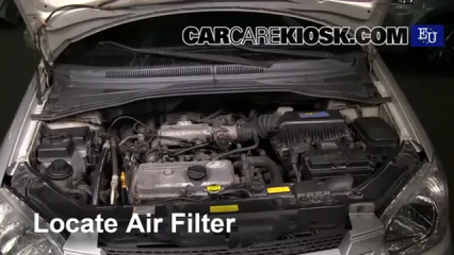 2002 Hyundai Getz GL 1.1L 4 Cyl. Filtre à air (moteur) Changement